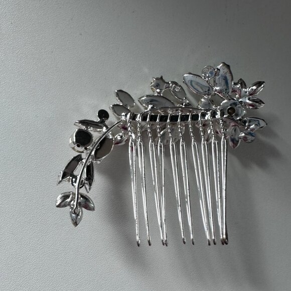 Brides and Hairpins Cameo Combo Hair Comb Pin (Silver) for Wedding! - Picture 3 of 3